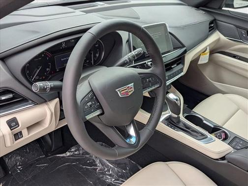 2026 Cadillac CT4 Luxury RWD