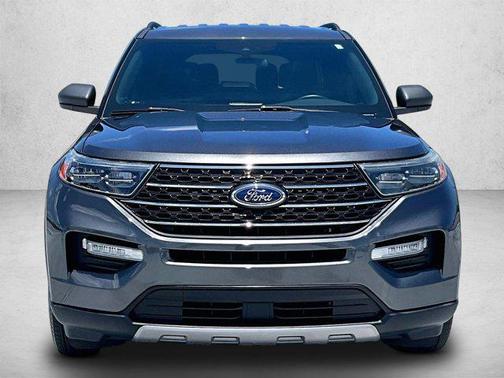 Magnetic Metallic 2020 Ford Explorer XLT