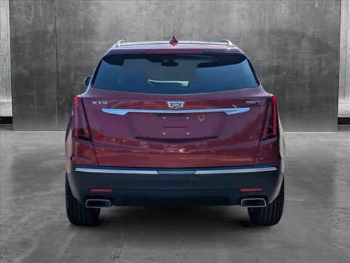 2022 Cadillac XT5 Luxury