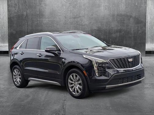 2022 Cadillac XT4 Premium Luxury