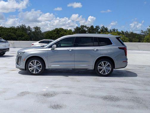 2025 Cadillac XT6 Premium Luxury AWD