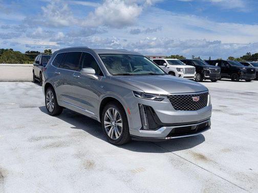2025 Cadillac XT6 Premium Luxury AWD