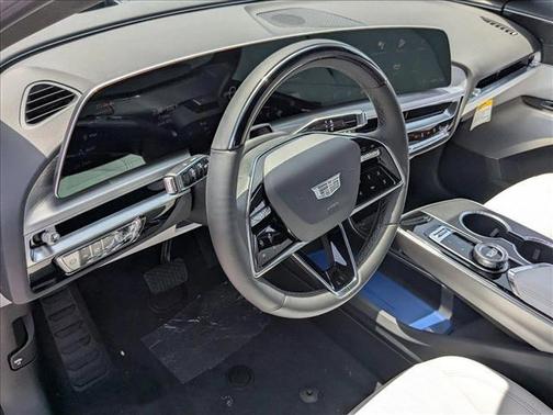 2025 Cadillac LYRIQ Luxury w/1SD