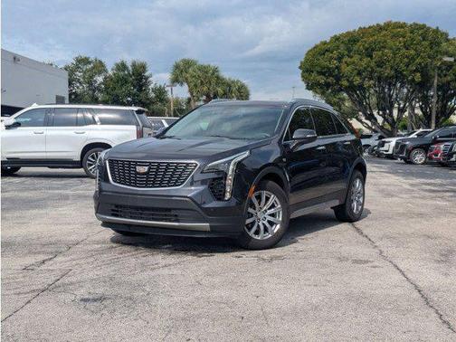 2023 Cadillac XT4 Premium Luxury