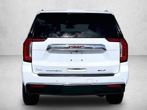Summit White 2023 GMC Yukon SLT