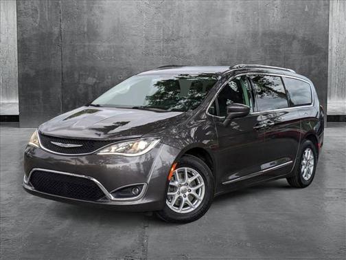2020 Chrysler Pacifica Touring L