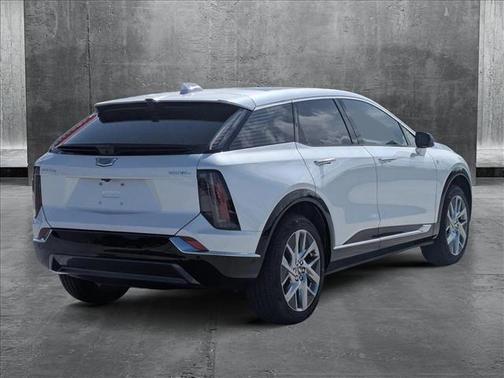 2025 Cadillac OPTIQ Luxury