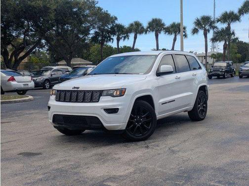 2018 Jeep Grand Cherokee Altitude