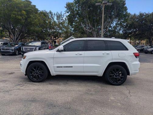 2018 Jeep Grand Cherokee Altitude