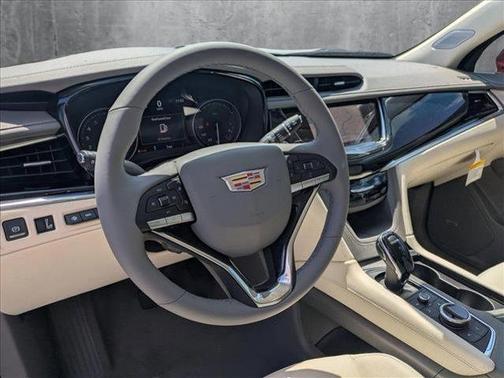 2025 Cadillac XT6 Premium Luxury FWD