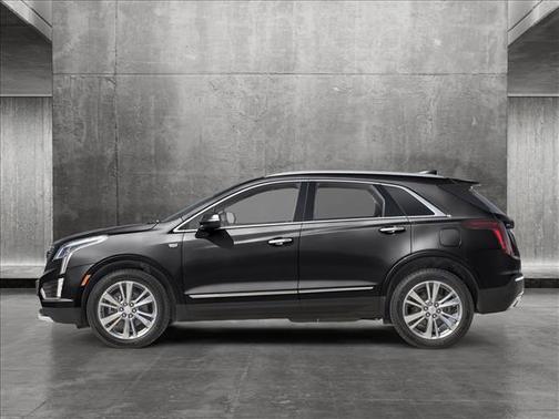 2025 Cadillac XT5 Luxury
