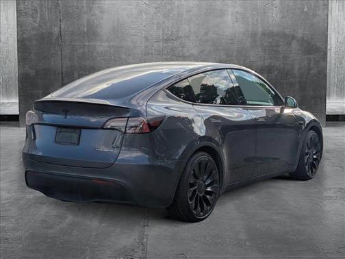 2022 Tesla Model Y Performance Dual Motor All-Wheel Drive