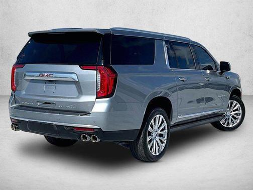 Sterling Metallic 2023 GMC Yukon XL Denali
