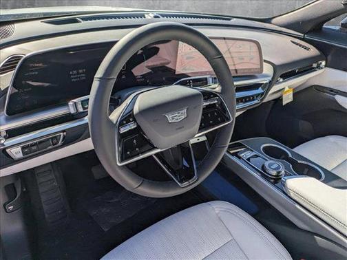 2025 Cadillac LYRIQ Luxury w/1SC