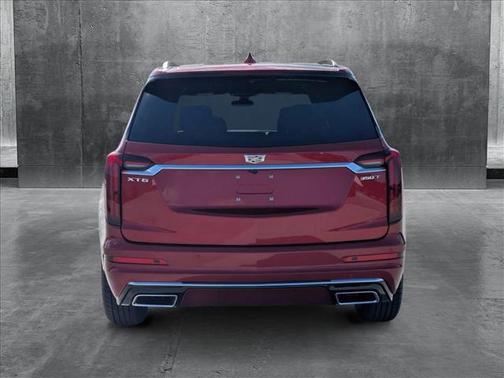 2025 Cadillac XT6 Luxury FWD
