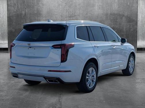 2025 Cadillac XT6 Luxury FWD