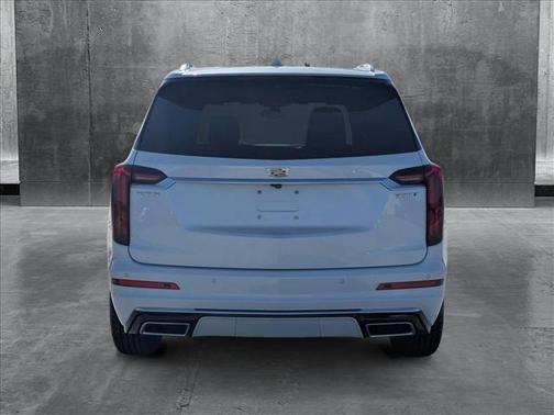2025 Cadillac XT6 Luxury FWD