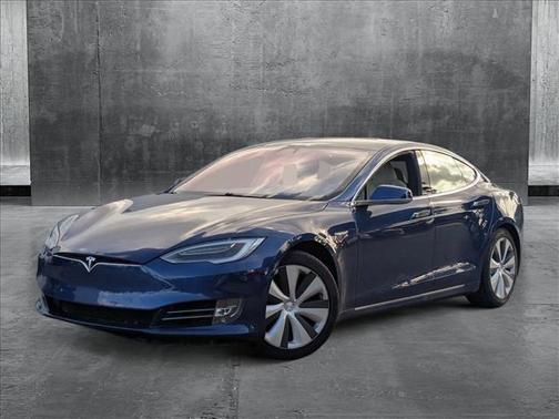 2020 Tesla Model S Long Range Plus