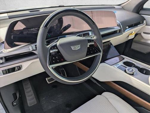 2026 Cadillac VISTIQ Sport