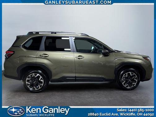 2025 Subaru Forester Premium
