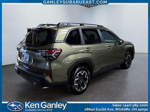 2025 Subaru Forester Premium