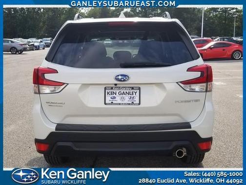 2022 Subaru Forester Premium