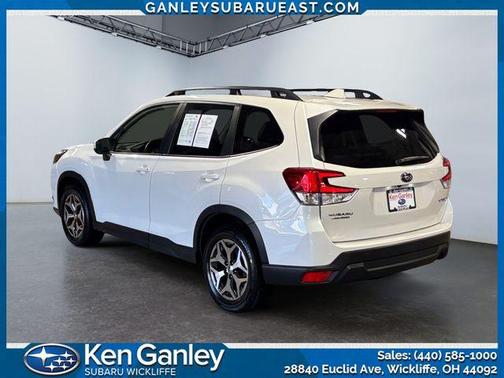 2022 Subaru Forester Premium