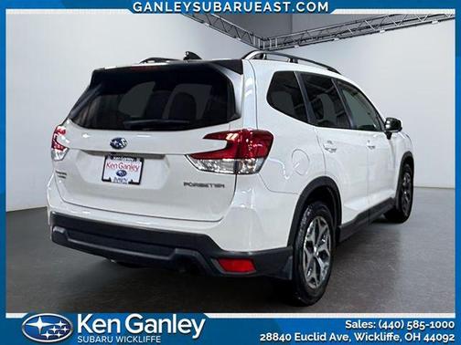 2024 Subaru Forester Premium