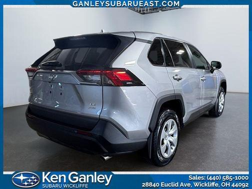 2022 Toyota RAV4 LE