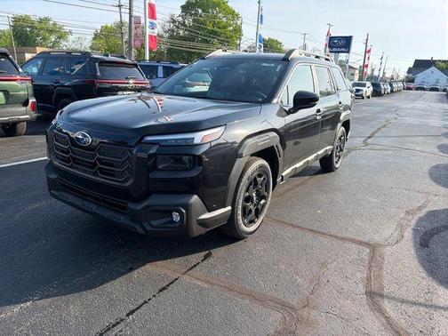 Crystal Black Silica 2026 Subaru Outback Limited