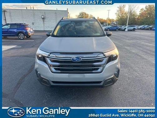 2025 Subaru Forester Premium