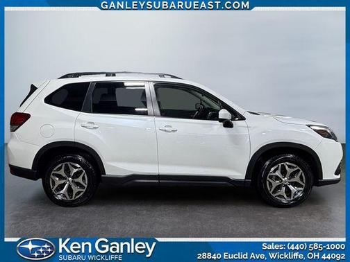 2023 Subaru Forester Premium