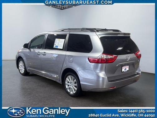 2016 Toyota Sienna LE