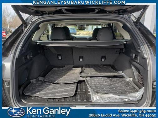 Crystal Black Silica 2025 Subaru Outback Onyx Edition