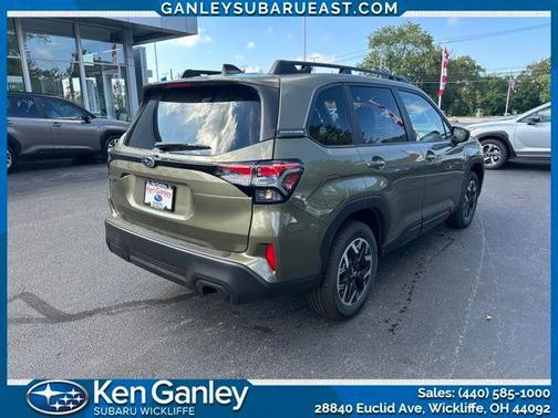 2025 Subaru Forester Premium