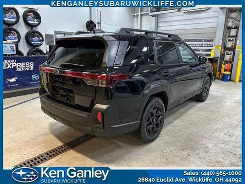 Crystal Black Silica 2026 Subaru Outback Limited