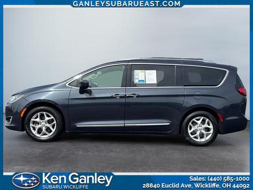 2019 Chrysler Pacifica Touring-L Plus