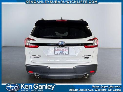 Crystal White Pearl 2025 Subaru Ascent Onyx Edition