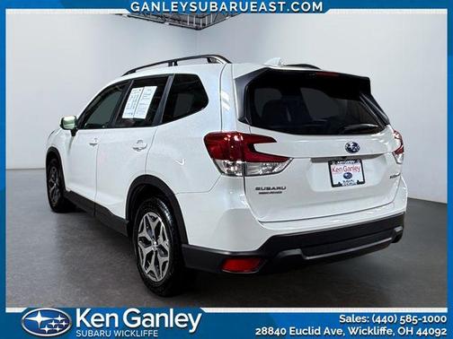 2022 Subaru Forester Premium