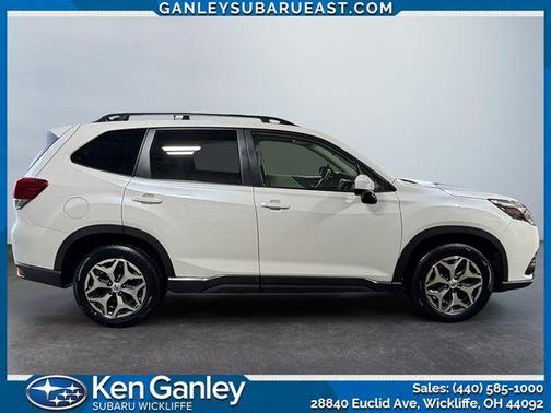 2022 Subaru Forester Premium