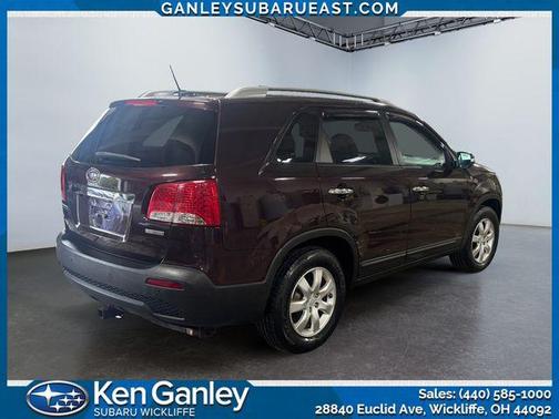 2011 Kia Sorento LX