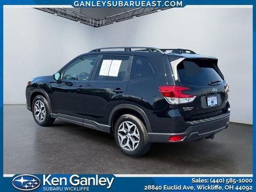 2023 Subaru Forester Premium