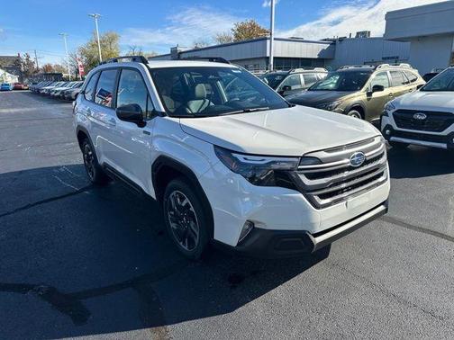 2025 Subaru Forester Hybrid Premium