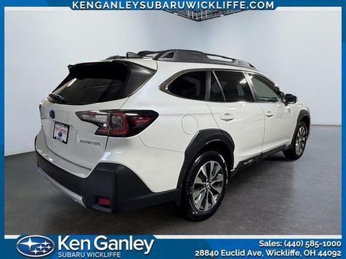 Crystal White Pearl 2023 Subaru Outback Limited