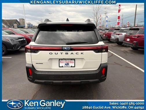 Crystal White Pearl 2026 Subaru Outback Limited XT