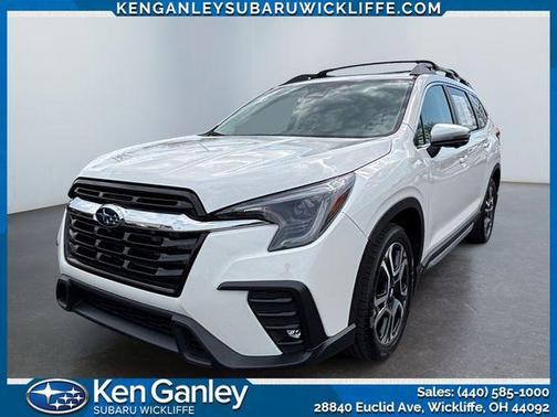 Crystal White Pearl 2023 Subaru Ascent Limited 8-Passenger