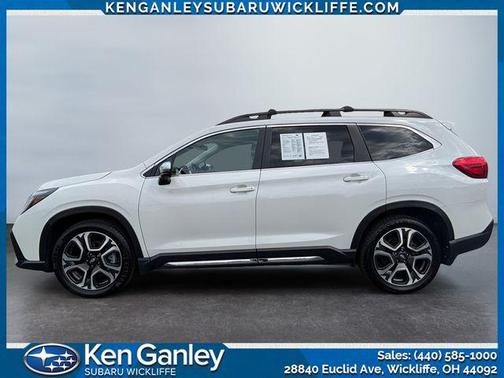 Crystal White Pearl 2023 Subaru Ascent Limited 8-Passenger