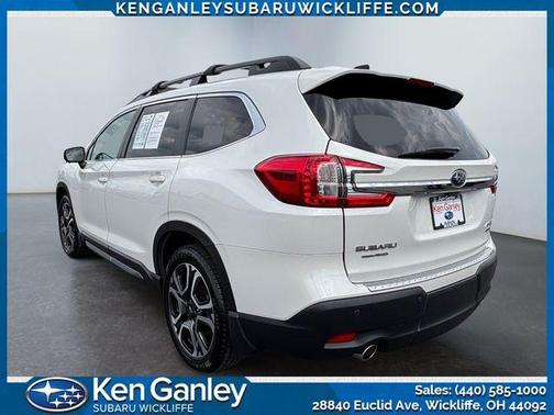 Crystal White Pearl 2023 Subaru Ascent Limited 8-Passenger