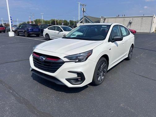 Crystal White Pearl 2025 Subaru Legacy Sport