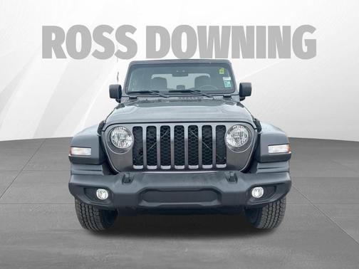 Granite Crystal Clearcoat Metallic 2022 Jeep Gladiator Sport